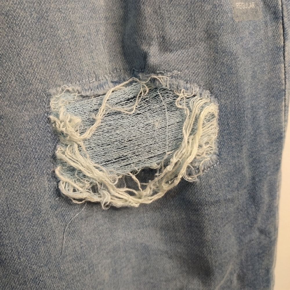 Maurices Jegging Jeans Women's Blue Distressed Super Soft High Rise Size L NWT - Picture 10 of 14